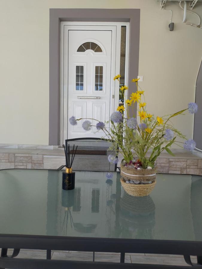 Just Constructed! Villa Gastouni Exterior photo